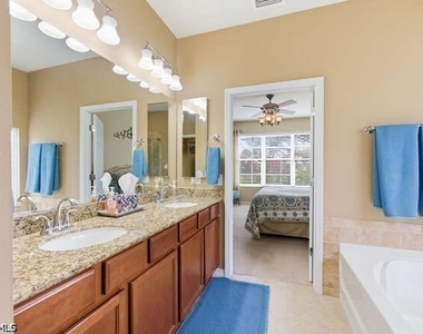 15085 Danios Drive - Photo Thumbnail 18