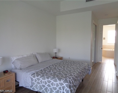709 Regency Reserve Circle - Photo Thumbnail 22