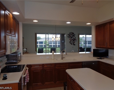 709 Regency Reserve Circle - Photo Thumbnail 8