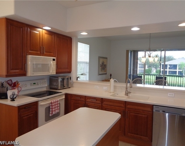 709 Regency Reserve Circle - Photo Thumbnail 9