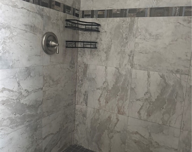 533 Leawood Circle - Photo Thumbnail 11