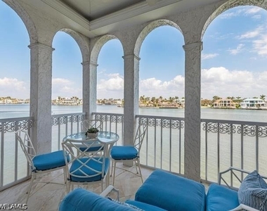 4000 Gulf Shore Boulevard N - Photo Thumbnail 9