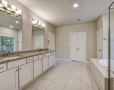 15 Lantana Trail - Photo Thumbnail 15