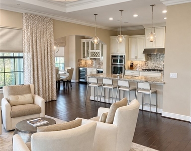 16425 Carrara Way - Photo Thumbnail 3