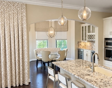 16425 Carrara Way - Photo Thumbnail 2