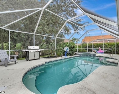 7575 San Miguel Way - Photo Thumbnail 12
