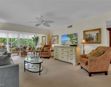215 3rd Avenue S - Photo Thumbnail 3