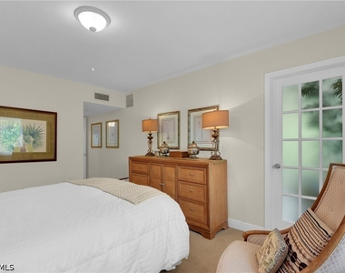 215 3rd Avenue S - Photo Thumbnail 15