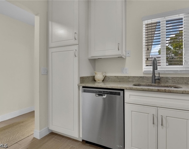 215 3rd Avenue S - Photo Thumbnail 9