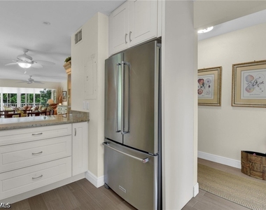 215 3rd Avenue S - Photo Thumbnail 8