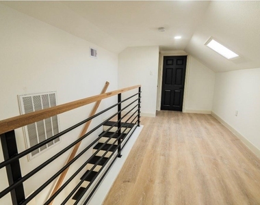 1402 Bayou Shore Drive - Photo Thumbnail 20