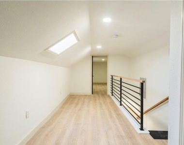 1402 Bayou Shore Drive - Photo Thumbnail 23