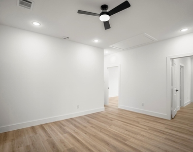 4201 Oats Street - Photo Thumbnail 21
