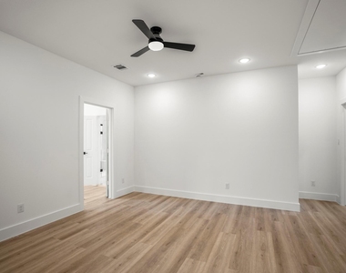 4201 Oats Street - Photo Thumbnail 24