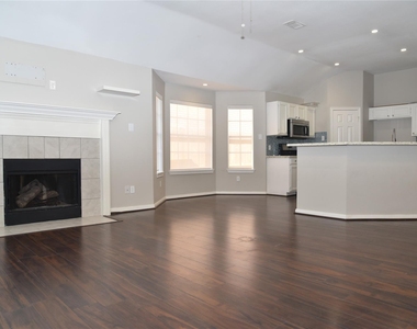5723 Parryville Drive - Photo Thumbnail 3