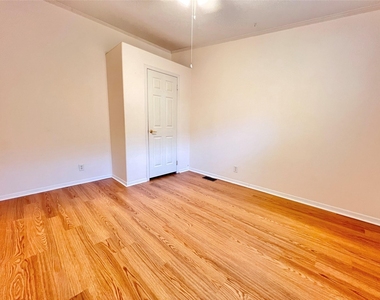 10214 Elderberry Park Lane - Photo Thumbnail 26