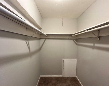 807 Heights Boulevard - Photo Thumbnail 7
