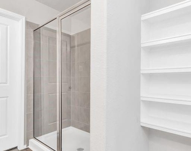 1827 Gibbons Creek Drive - Photo Thumbnail 19