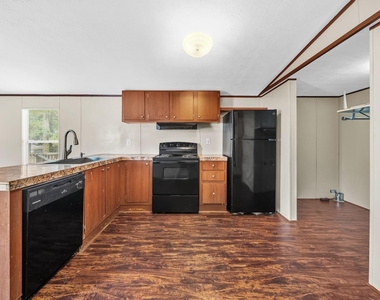 16693 E Forrestal - Photo Thumbnail 2