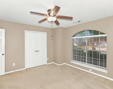 3122 Rainpark Lane - Photo Thumbnail 11