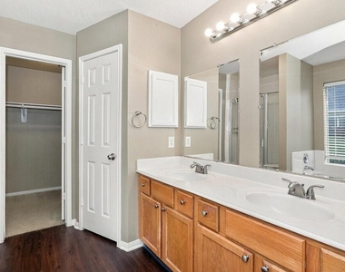 3122 Rainpark Lane - Photo Thumbnail 8
