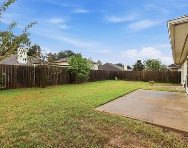 3122 Rainpark Lane - Photo Thumbnail 13