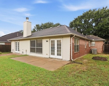 3122 Rainpark Lane - Photo Thumbnail 14