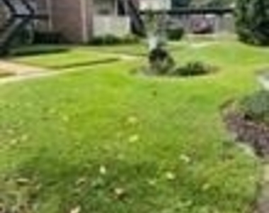 2121 El Paseo Street - Photo Thumbnail 7