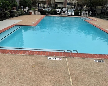 2121 El Paseo Street - Photo Thumbnail 23