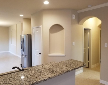 2039 Beacon Chase Ct - Photo Thumbnail 5