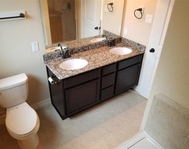 2039 Beacon Chase Ct - Photo Thumbnail 22