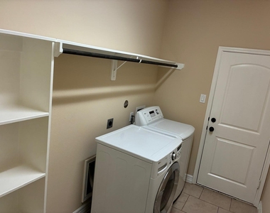 2039 Beacon Chase Ct - Photo Thumbnail 23