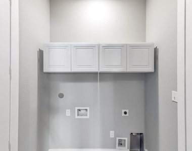 4609 Nett Street - Photo Thumbnail 25