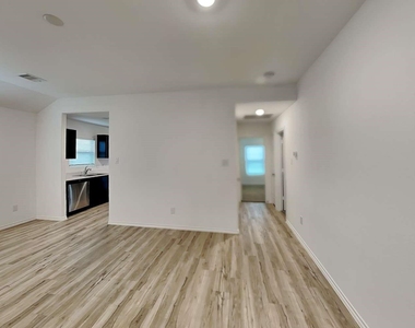 24126 Sonoran Heights Court - Photo Thumbnail 2