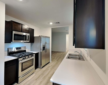 24126 Sonoran Heights Court - Photo Thumbnail 4