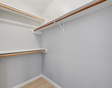 9606 Sandstone Street - Photo Thumbnail 32