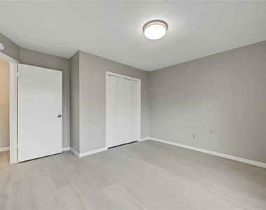 9606 Sandstone Street - Photo Thumbnail 28