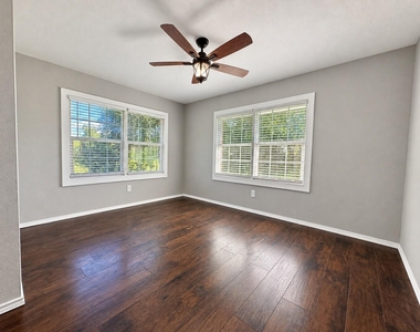 502 N Caney Drive - Photo Thumbnail 10