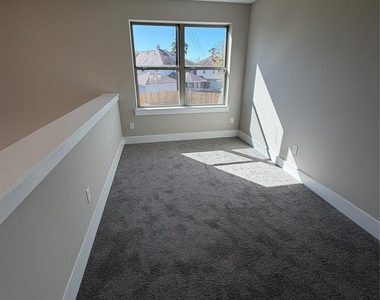 2507 Martinas Ct - Photo Thumbnail 15