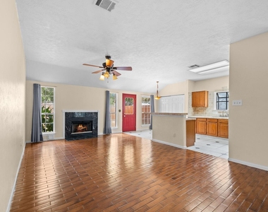 7035 Redwood Falls Drive - Photo Thumbnail 3
