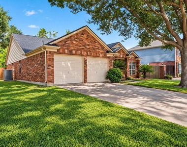 7035 Redwood Falls Drive - Photo Thumbnail 19