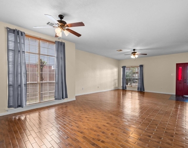 7035 Redwood Falls Drive - Photo Thumbnail 1