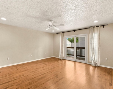 1646 Prairie Mark Lane - Photo Thumbnail 12