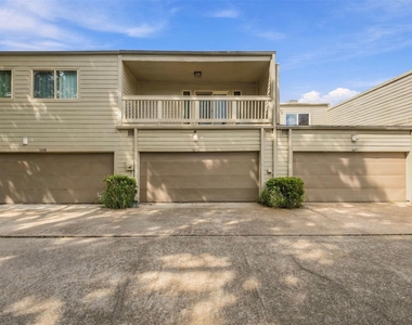 1646 Prairie Mark Lane - Photo Thumbnail 20