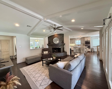 5638 Grape Street - Photo Thumbnail 6