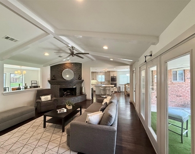 5638 Grape Street - Photo Thumbnail 8