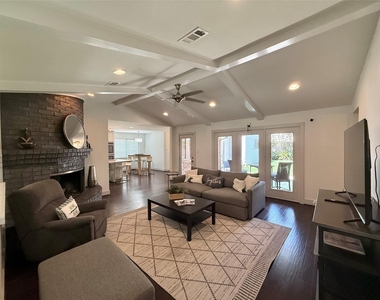 5638 Grape Street - Photo Thumbnail 7