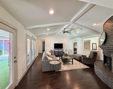 5638 Grape Street - Photo Thumbnail 9