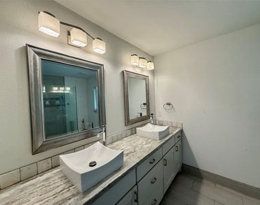 5638 Grape Street - Photo Thumbnail 20