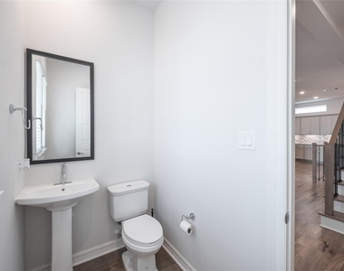10915 Upland Retreat Drive - Photo Thumbnail 7
